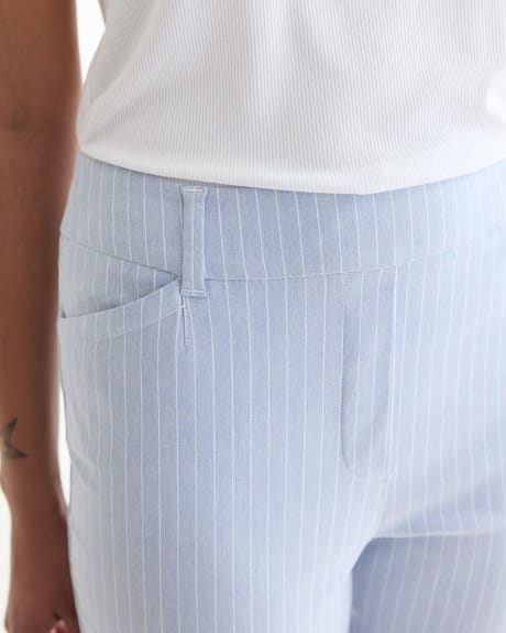 Pantalon capri à jambe étroite et taille haute - L'Iconique (MD)