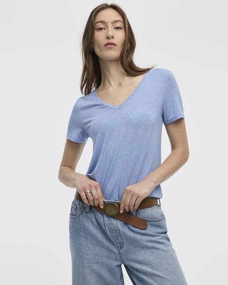 T-shirt à manches courtes et col V - R Essentials