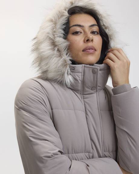 Manteau matelass&eacute; &agrave; capuchon