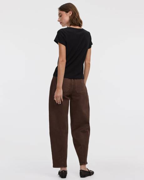 V-Neck Ribbed T-Shirt - R Essentials