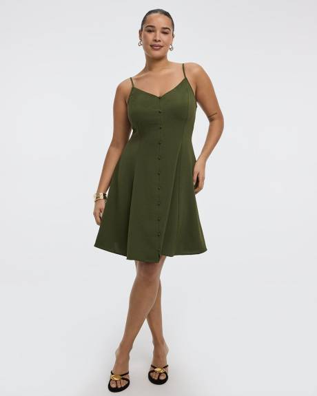 Robe courte à boutonner sans manches