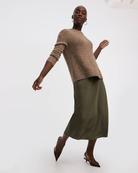 Jupe midi à silhouette en A en satin