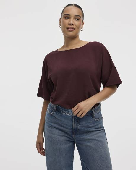 Blouse t-shirt à col rond et manches courtes