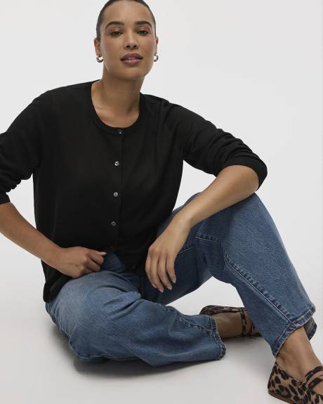 Crew-Neck Cardigan - R Essentials