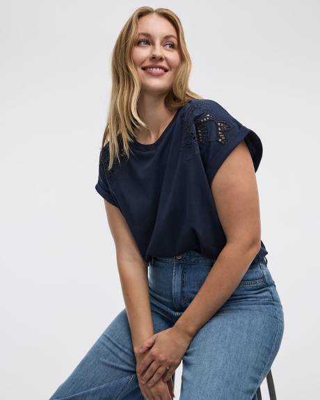 Extended-Sleeve Crew-Neck Tee with Crochet Details