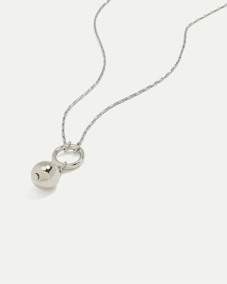 Collier long avec pendentif sphérique