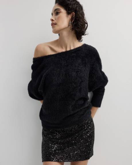 Pull pelucheux à manches longues et col bateau