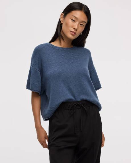 Pull ample à manches courtes et col rond en mélange de cachemire