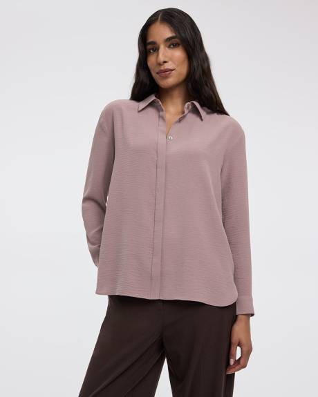 Long-Sleeve Buttoned-Down Blouse