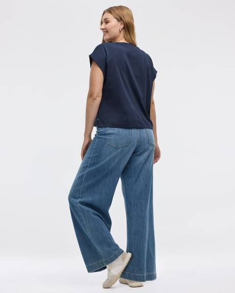 Extended-Sleeve Crew-Neck Tee with Crochet Details