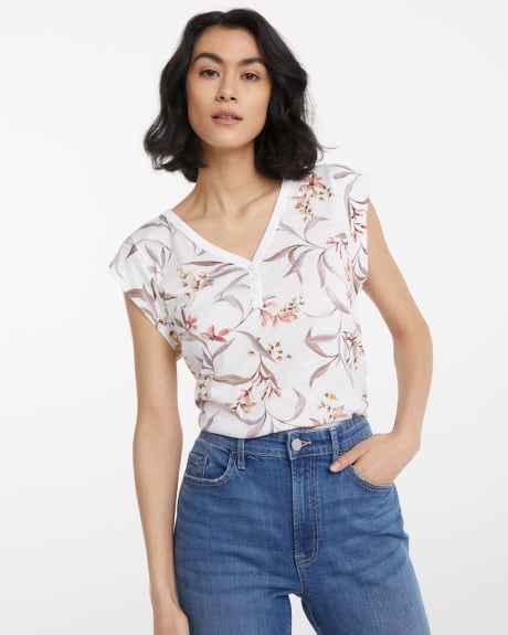 Cap Sleeve Printed Buttoned V-Neck Tee