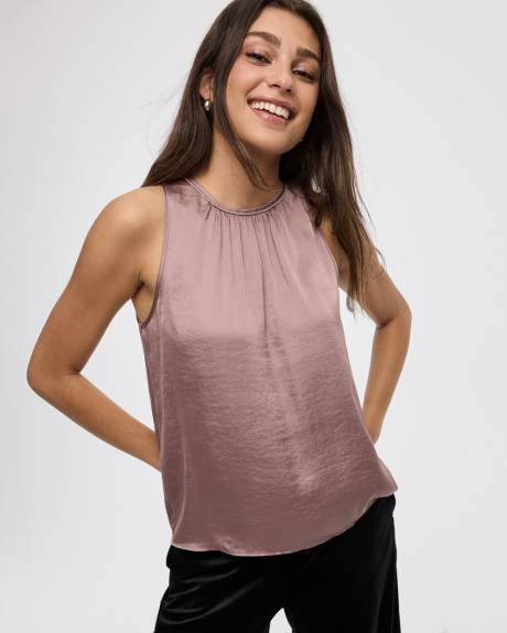 Blouse sans manches à col rond orné de bijoux