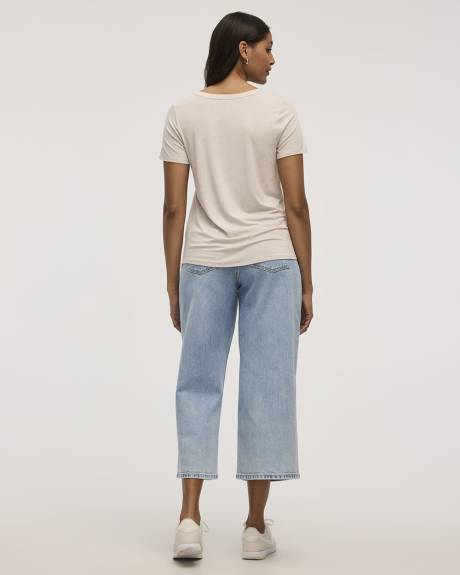 T-shirt à col V - R Essentials