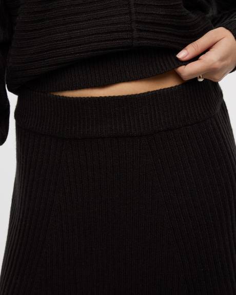 Ribbed A-Line Midi Sweater Skirt