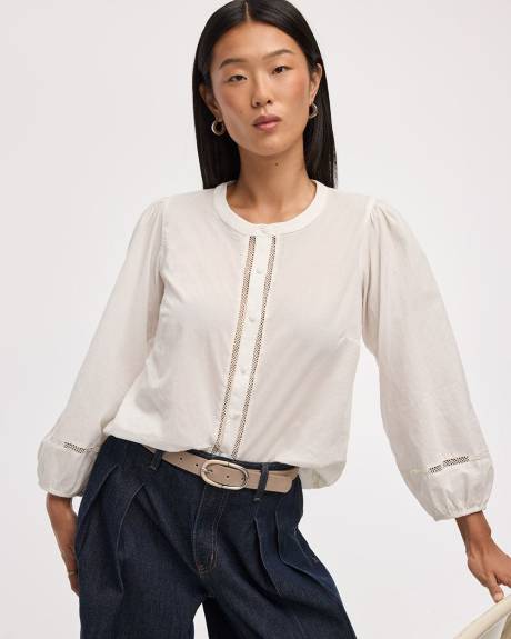 Blouse avec détails brodés