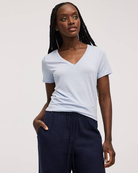 T-shirt à col V - R Essentials