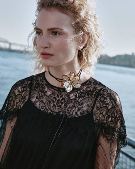 Metal Flower on Short Cord Necklace