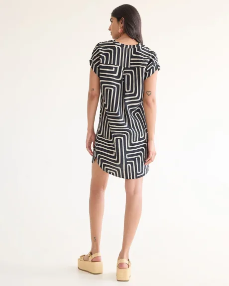 Short-Sleeve Loose Dress with Split Neckline