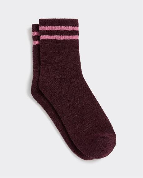 Socquettes d'hiver avec rayures à l'ourlet