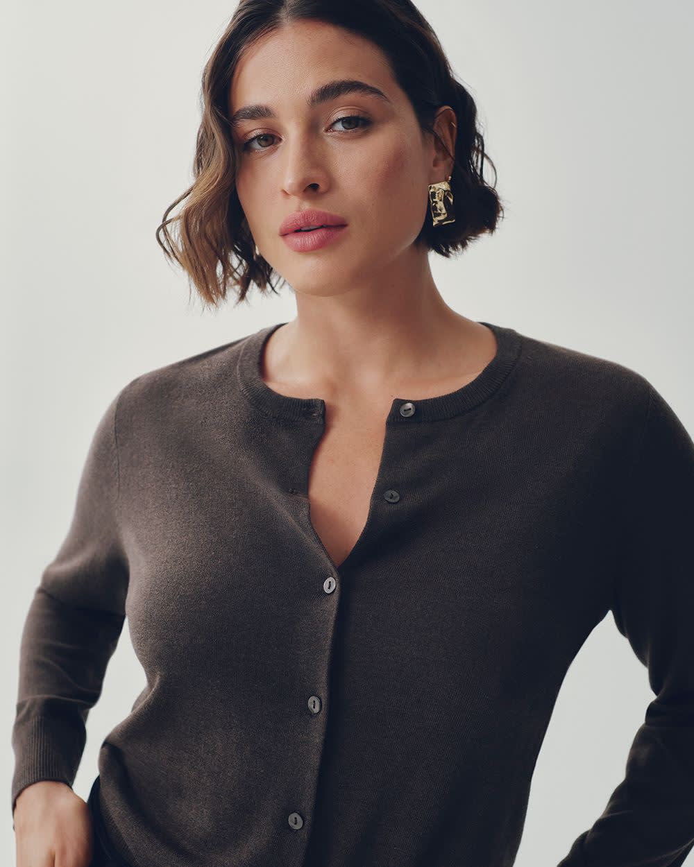 Crew-Neck Cardigan - R Essentials