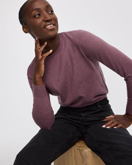 Long-Sleeve Pullover - R Essentials