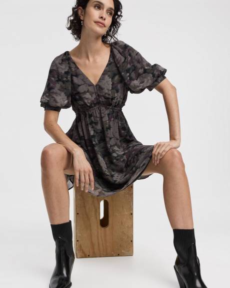 Elbow-Sleeve V-Neck Empire-Cut Dress