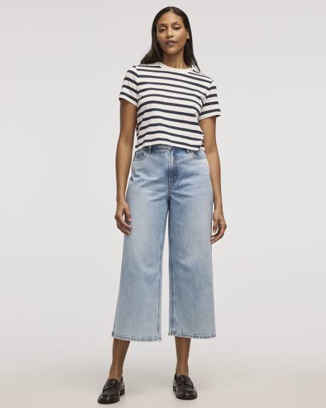 Wide-Leg High-Rise Cropped Jean