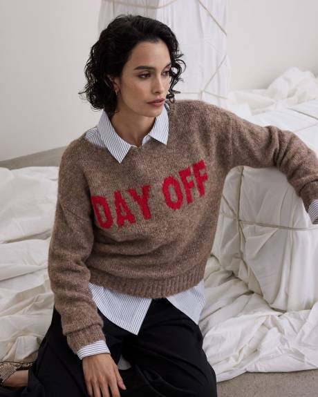 Pull ample &agrave; col bateau et manches longues