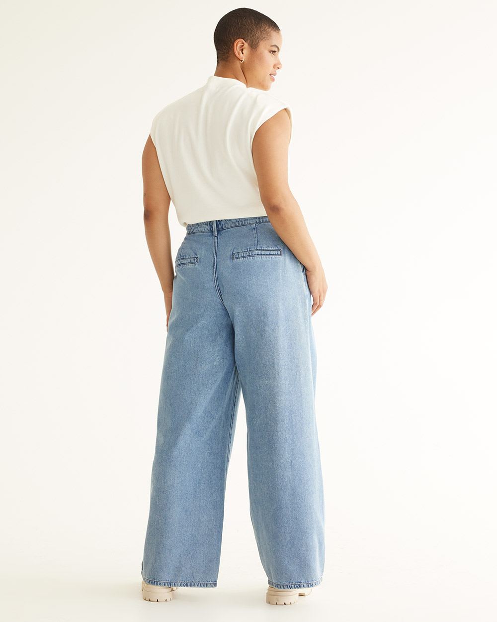 Wide-Leg High-Rise Jean with Pleats | Regular | Reitmans