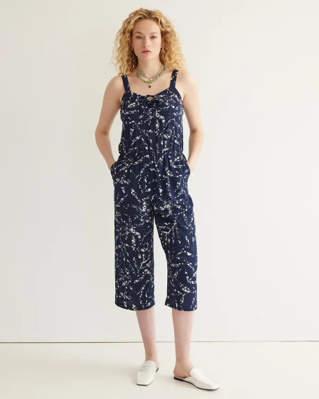Cropped Sleeveless Jumpsuit with V Neckline