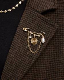 Brooch with Various Pendants