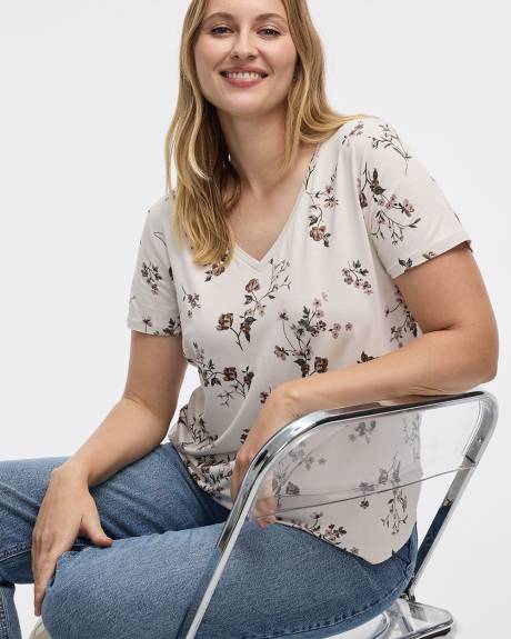 T-shirt à col V - R Essentials