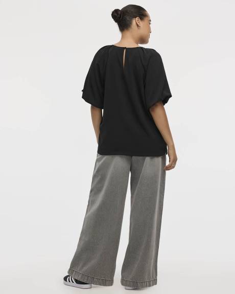 Blouse à manches courtes bouffantes et col rond