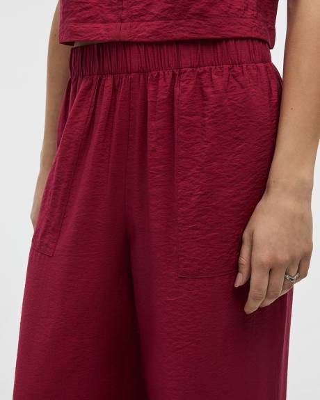 Wide-Leg Pant
