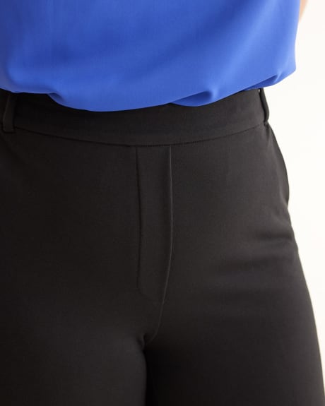 Pantalon taille haute et jambe droite - Le Stretch Moderne (MD)