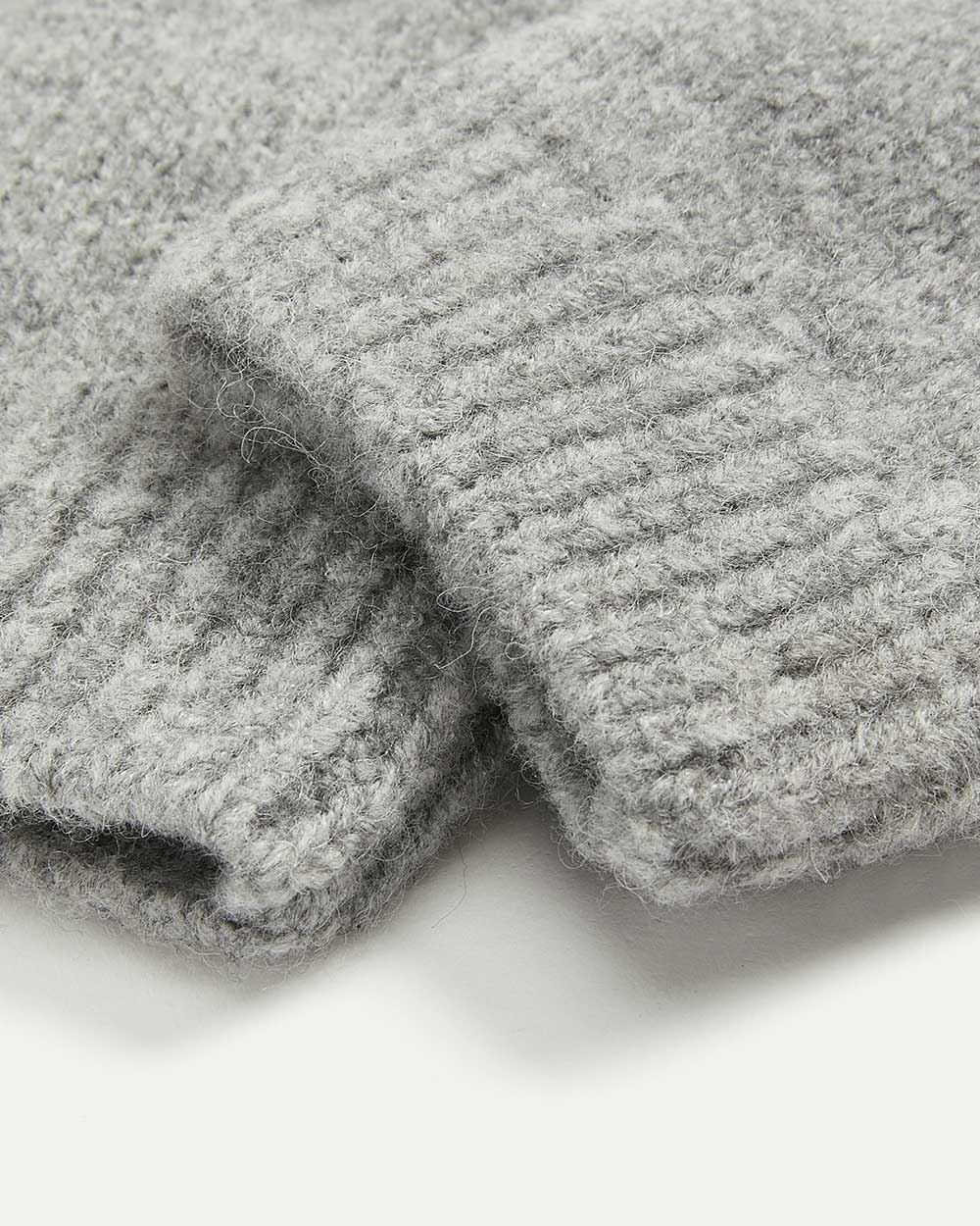 Mitaines en tricot, doublées de tissu polaire