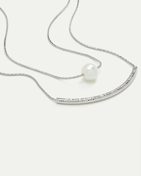 Collier court à chaînes double avec pendentif en perle