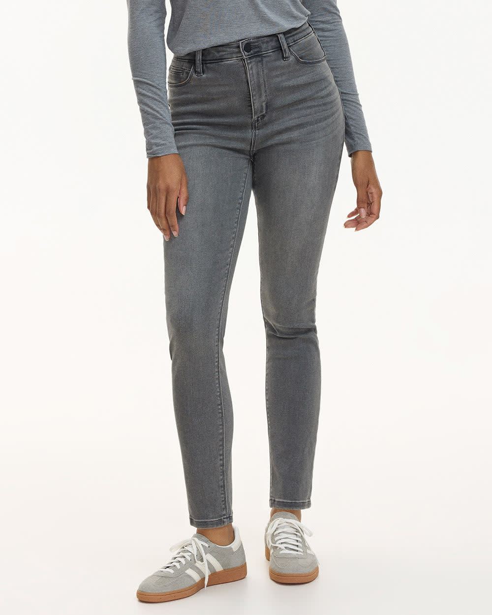 Skinny-Leg High-Rise Jean - Curvy Fit - The Signature (R)