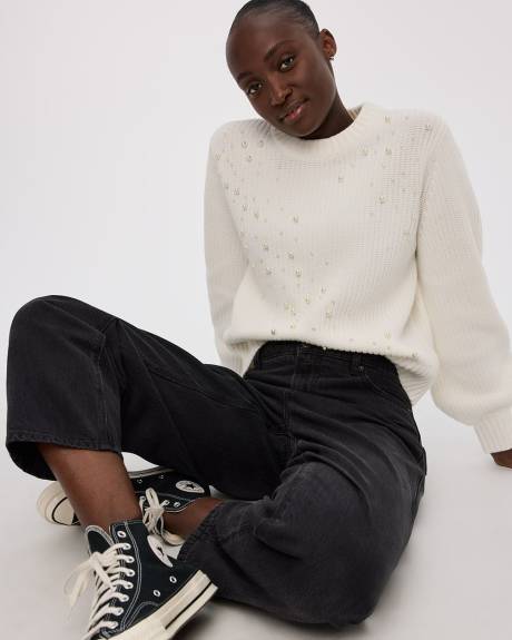 Pull à manches longues et col rond avec perles