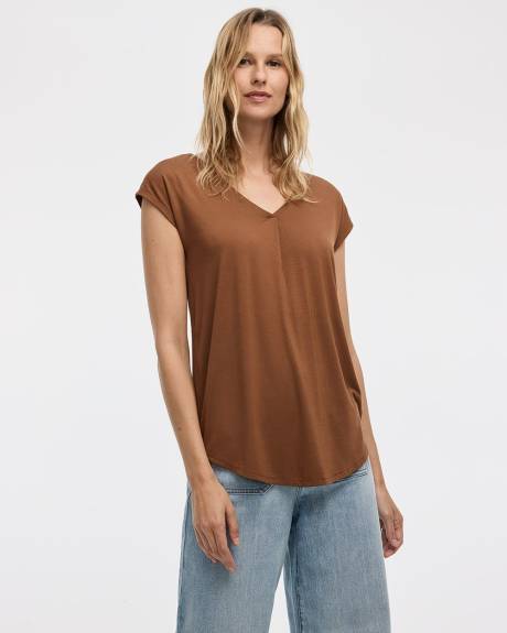 Extended-Sleeve V-Neck Tunic