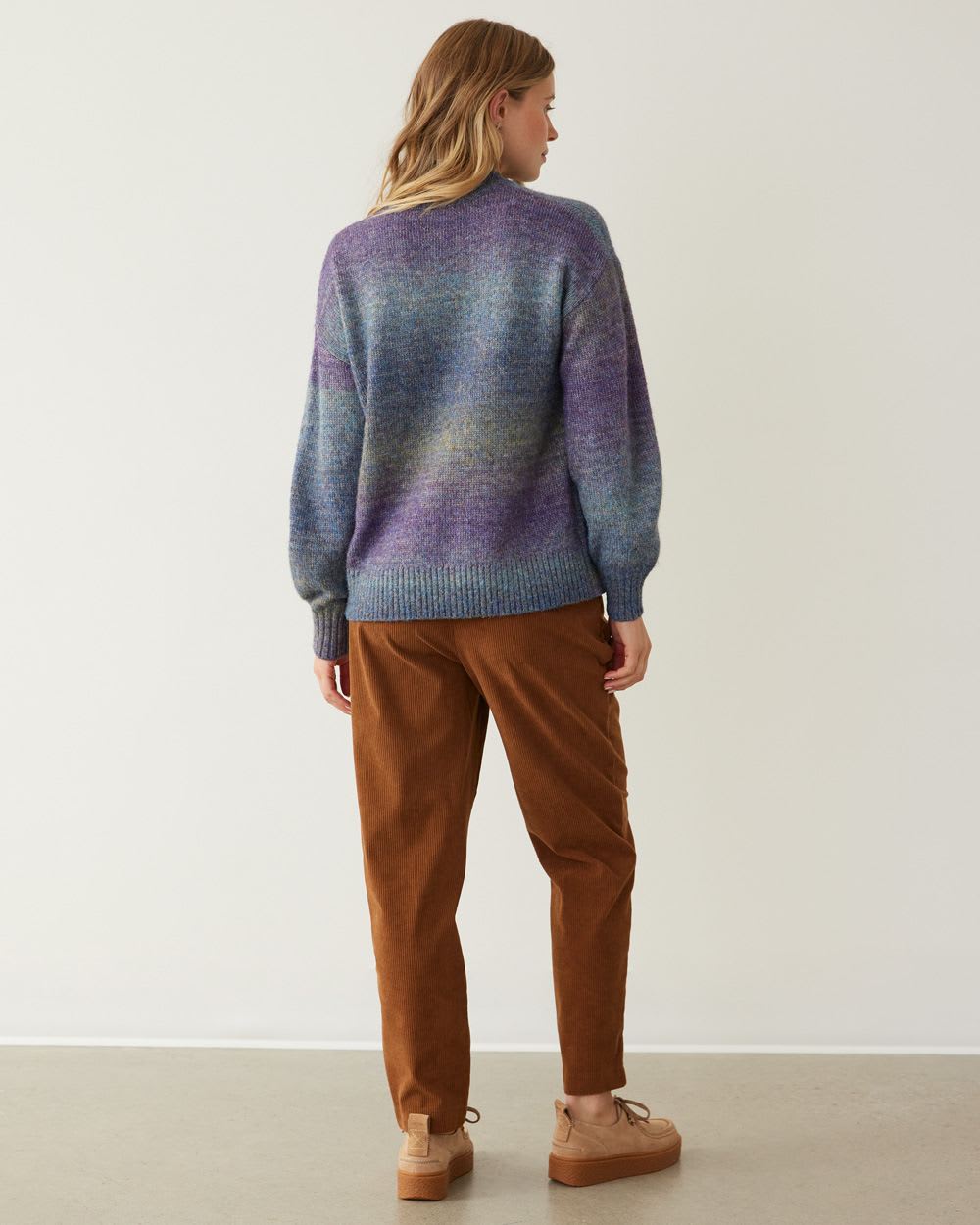 Long-Ballon-Sleeve Mock-Neck Sweater