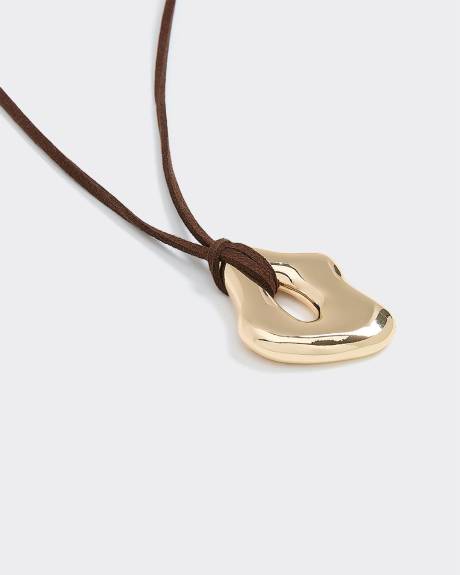 Metal Pendant on Short Cord Necklace