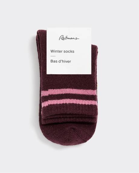 Socquettes d'hiver avec rayures à l'ourlet