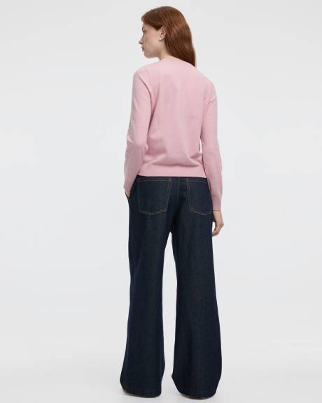 Long-Sleeve Pullover - R Essentials