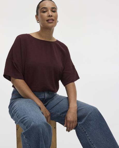 Blouse t-shirt à col rond et manches courtes