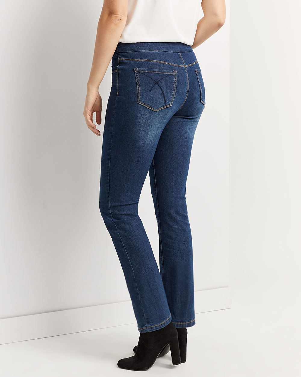 Straight Leg Pull On Jeans The Original Comfort | Regular | Reitmans