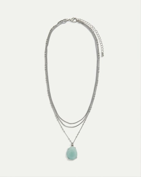 Short Three-Chain Necklace with Teardrop Pendant
