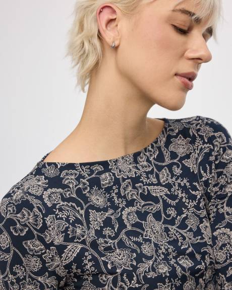 Haut à manches longues et col bateau