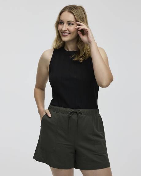 Camisole ajustée et côtelée à col rond