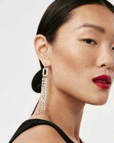 Boucles d'oreilles à maillons avec pendentifs en strass